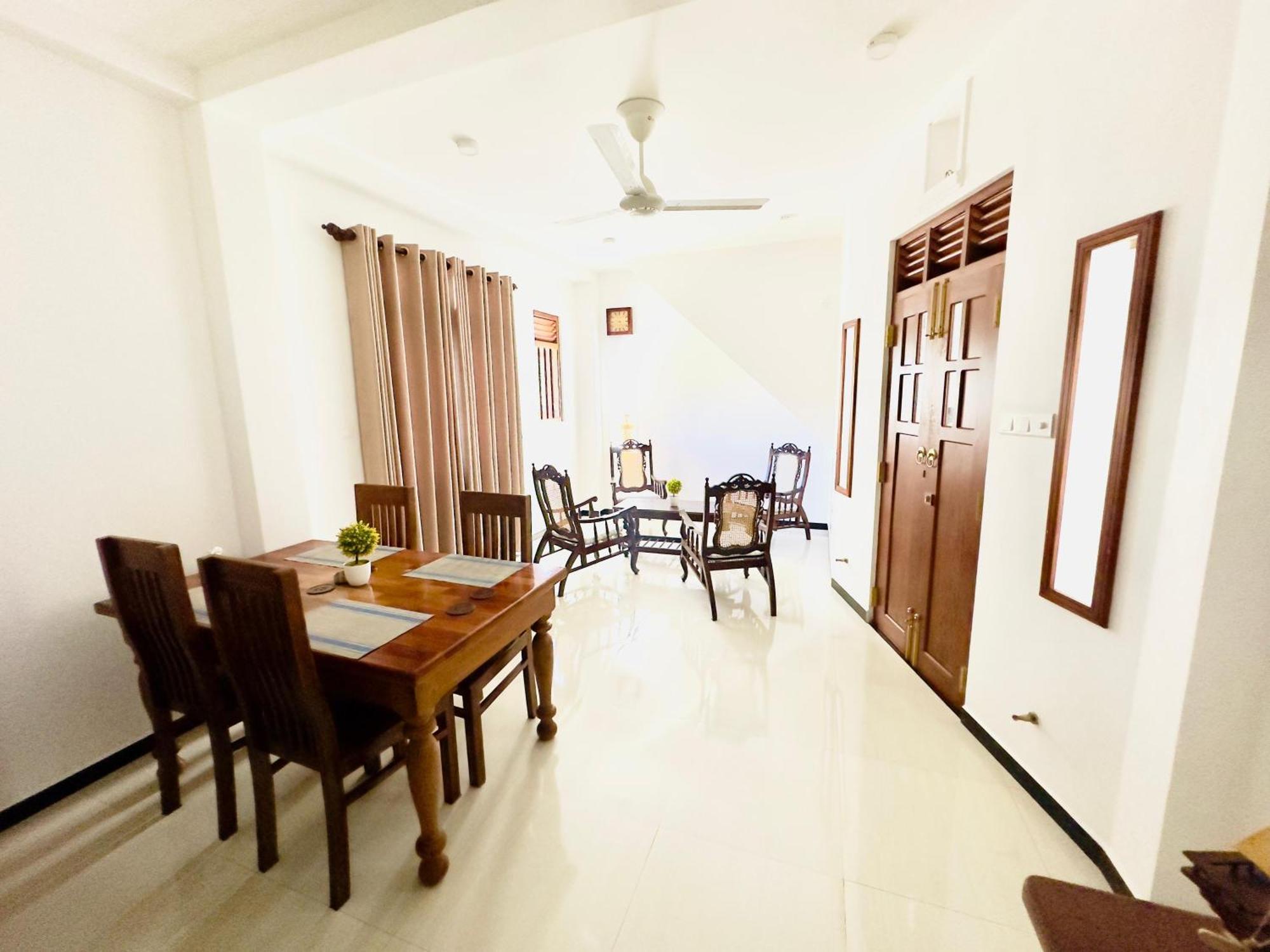 Villa Halcyon Rest Hikkaduwa Esterno foto