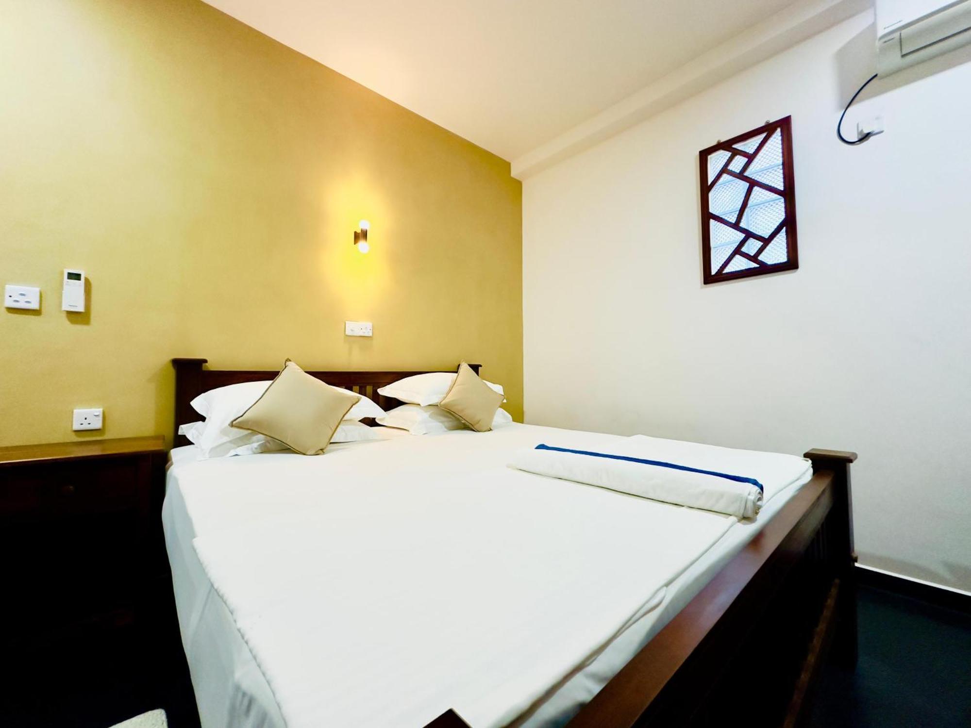 Villa Halcyon Rest Hikkaduwa Esterno foto