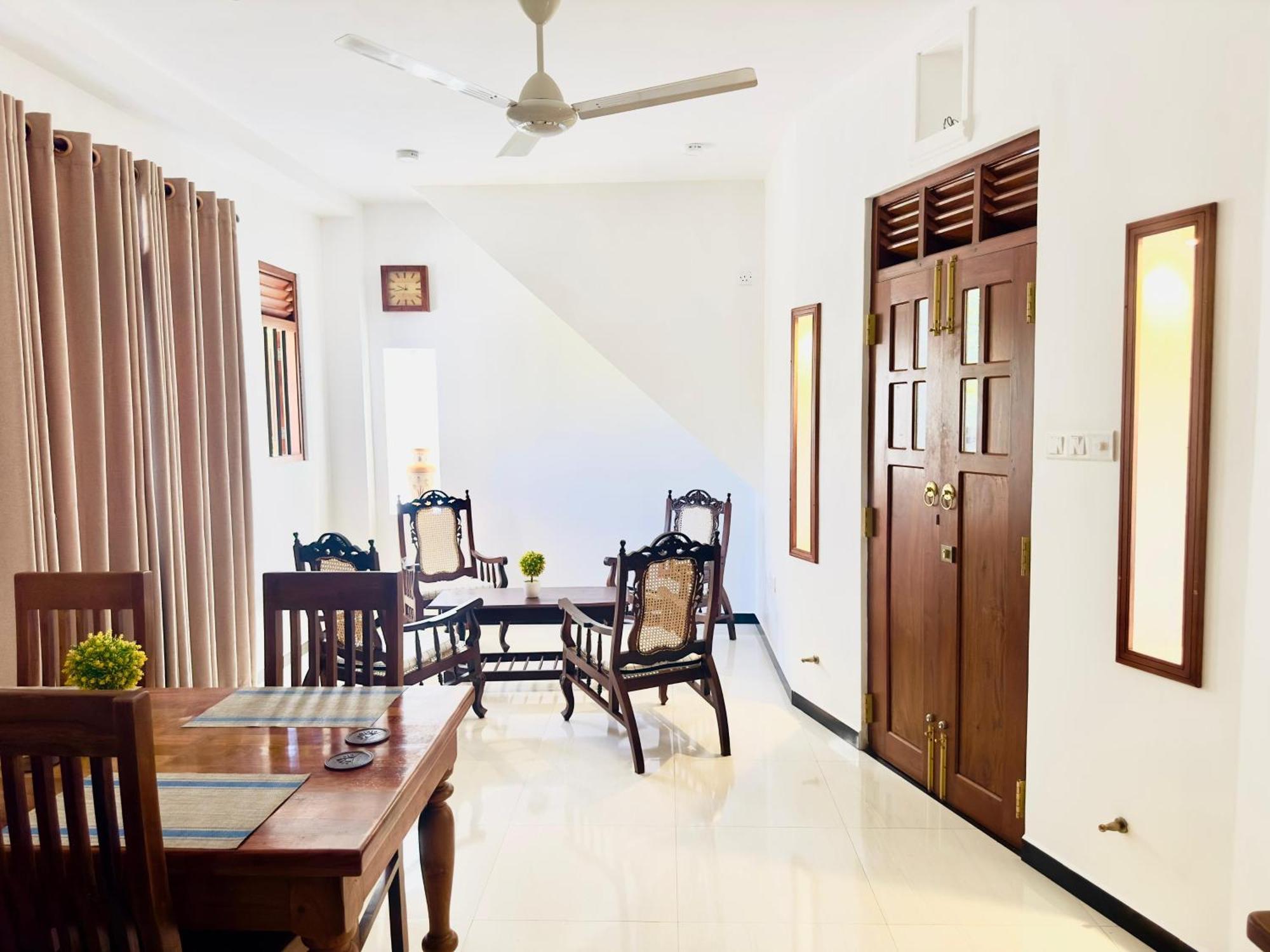 Villa Halcyon Rest Hikkaduwa Esterno foto