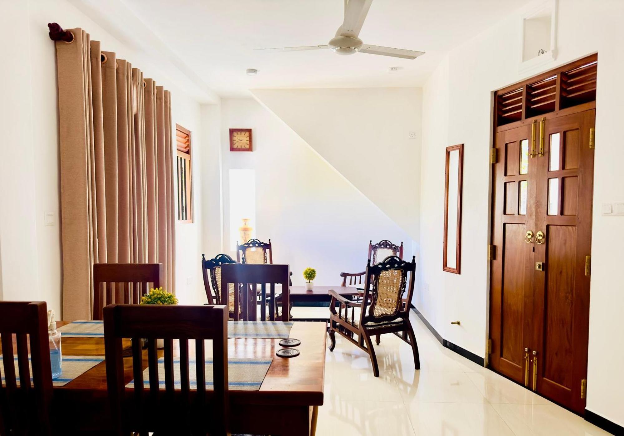 Villa Halcyon Rest Hikkaduwa Esterno foto