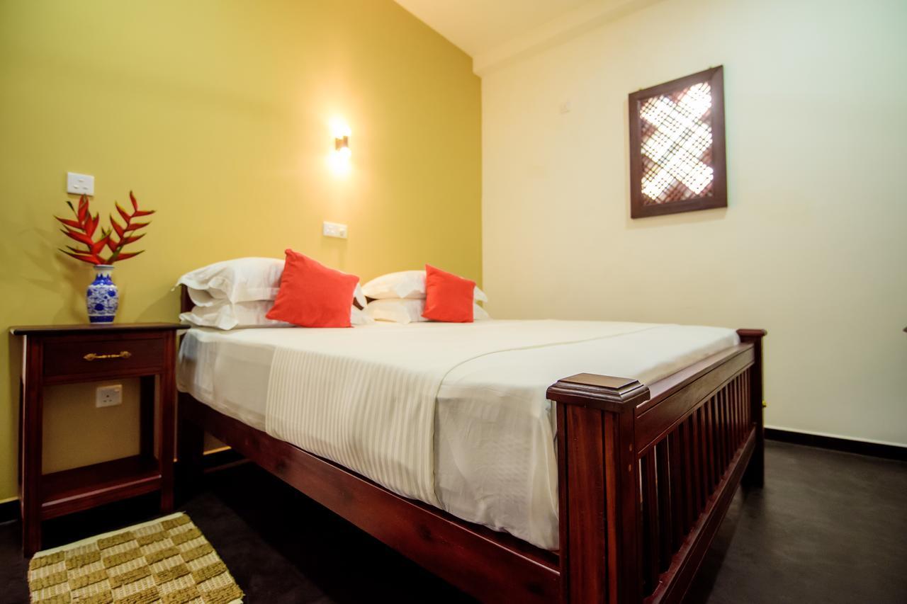 Villa Halcyon Rest Hikkaduwa Esterno foto